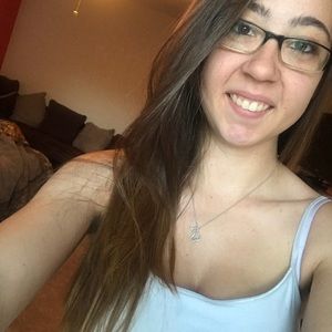 Meet your Posher, Marina